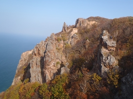 東チムニー岩.JPG